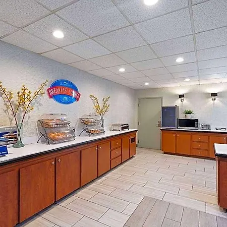 Baymont By Wyndham Airport Nashville