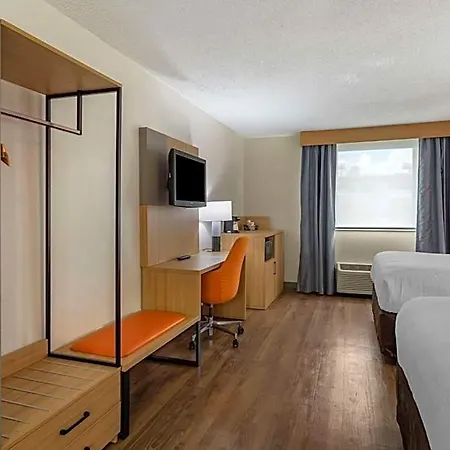 Comfort & Downtown - Stadium Hotel Nashville