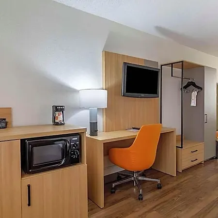 Comfort & Downtown - Stadium 4*