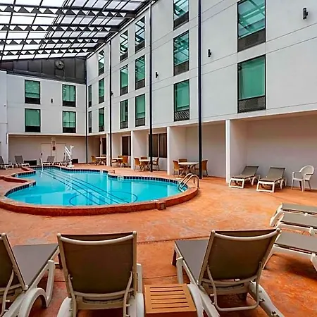 Comfort & Downtown - Stadium Nashville