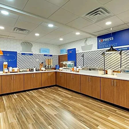 Express Nashville-opryland By Ihg 3*