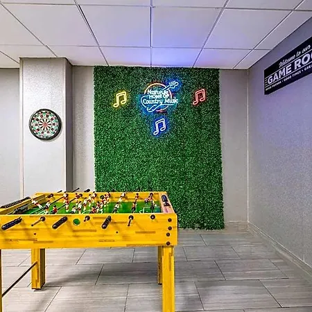 Western Downtown Music Row Hotel 3*