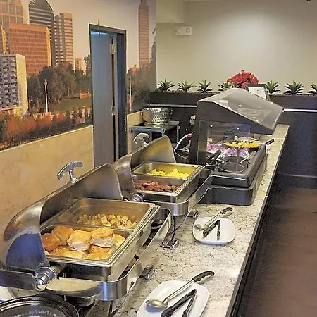 Hotel Club & 3*