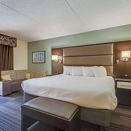Hotel Club & Nashville