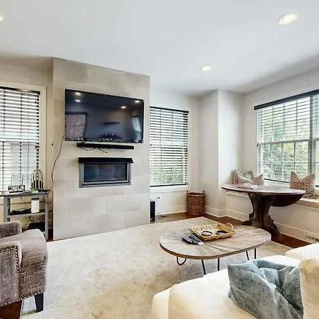Brick Manor Unit A *