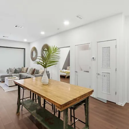 Holiday home Illume 114
