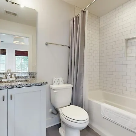 Brick Manor Unit A *
