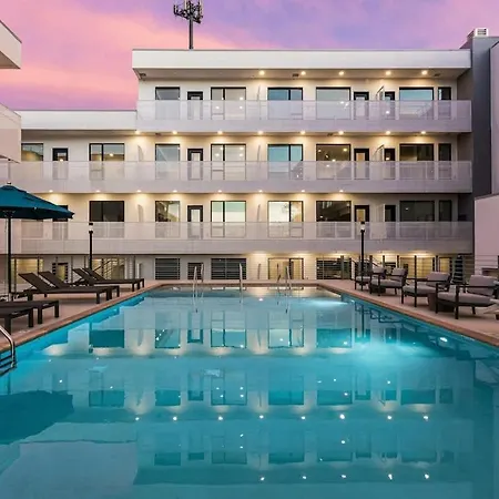 Holiday home Illume 303