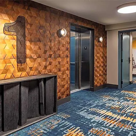 Caption By Hyatt Downtown 4*