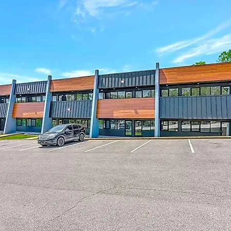 New With 2 Beds 7 Mins To Broadway Apartment *