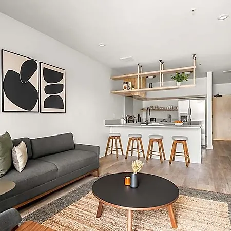 The Eighteen By Kasa Hotel Nashville