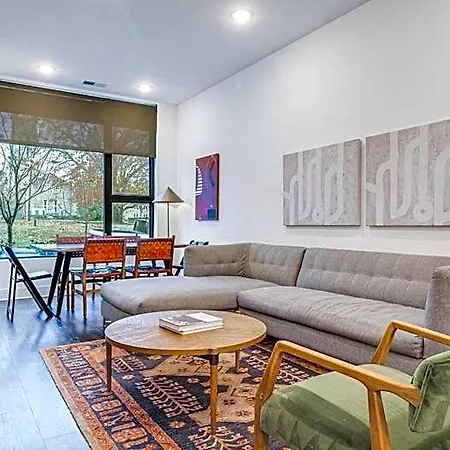 The Grove By Avantstay Stylish And Spacious Perfect For Groups 3*