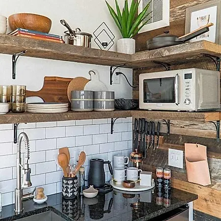 Ironwood Grove, Tiny House Aparthotel