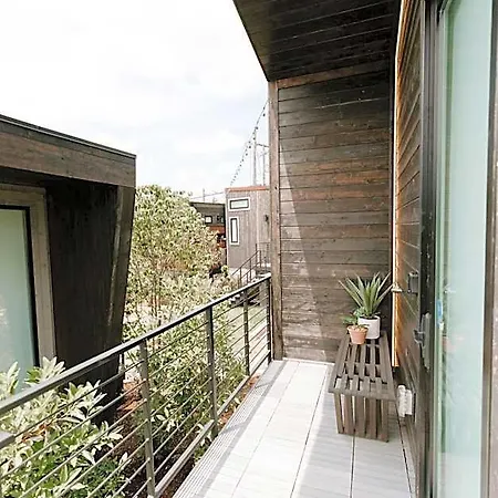 Ironwood Grove, Tiny House Aparthotel Nashville