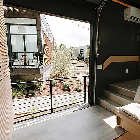 Aparthotel Ironwood Grove, Tiny House
