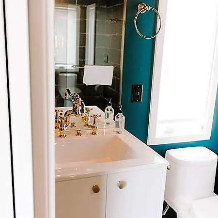 Ironwood Grove, Tiny House Aparthotel Nashville