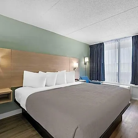 Quality - Opryland Area Inn