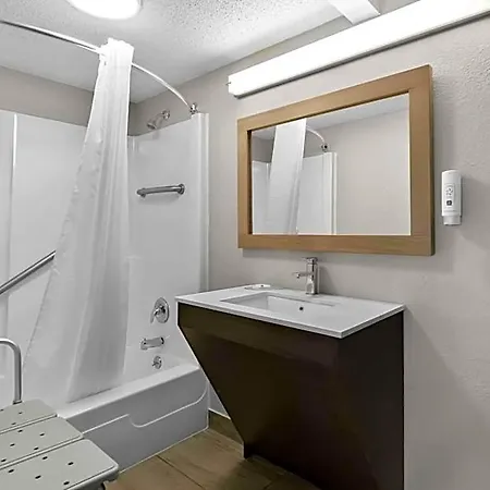 Quality - Opryland Area 4*