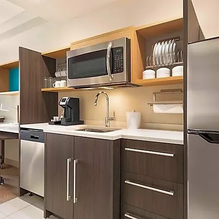 Hotel Home2 By Hilton West End Avenue 3*