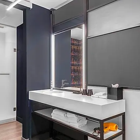 Hotel Aloft By Marriott Airport Nashville