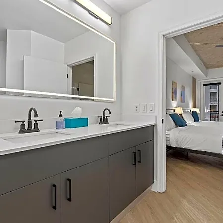 Cozysuites-midtown Hotel 3*