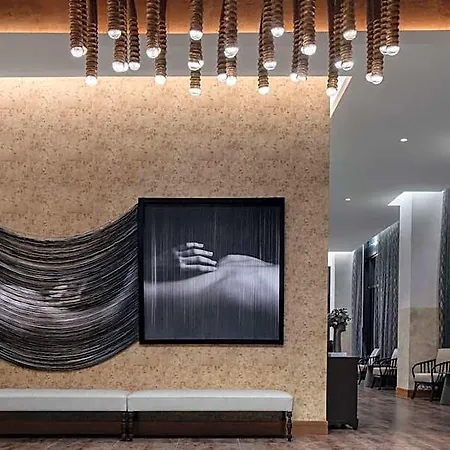 Fraye Nashville, Curio Collection By Hilton Nashville