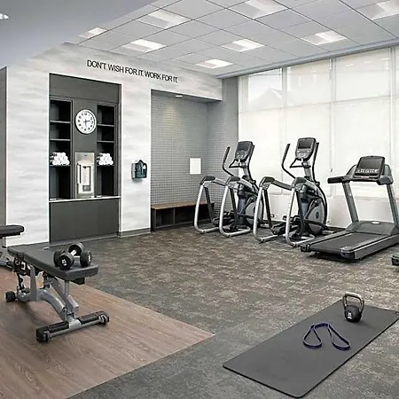 Hotel Fairfield & Near Vanderbilt 3*