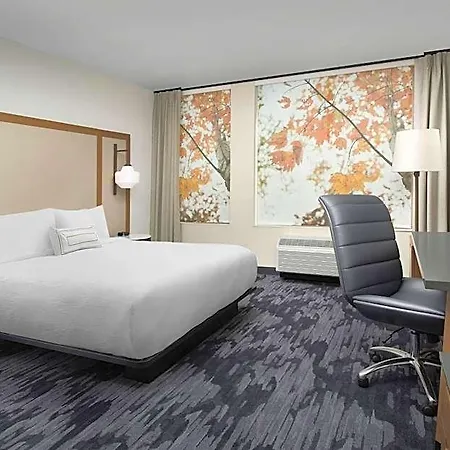 Hotel Fairfield & Near Vanderbilt 3*