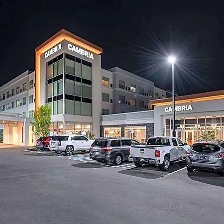 Hotel Cambria Airport