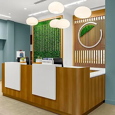 Element By Marriott Airport 3*