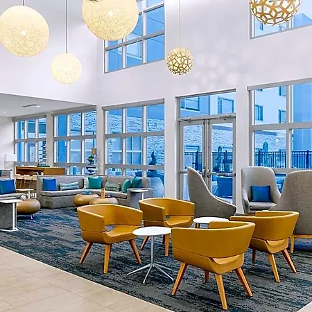 Hotel Element By Marriott Airport