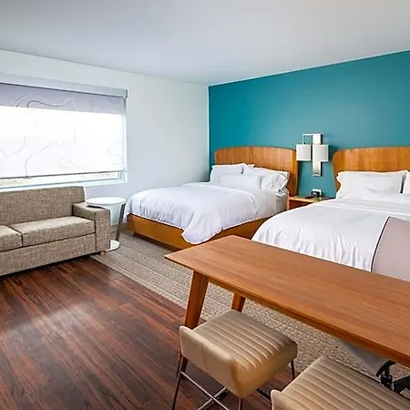 Element By Marriott Airport 3*