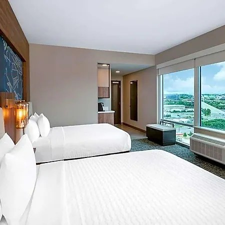 Hotel La Quinta & By Wyndham Downtown Stadium 3*