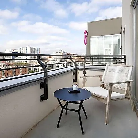 Hotel Moxy Vanderbilt Area 3*