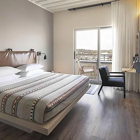 Moxy Vanderbilt Area Hotel