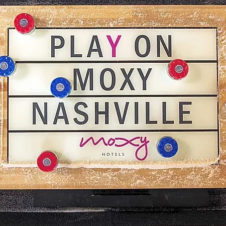 Moxy Vanderbilt Area 3*