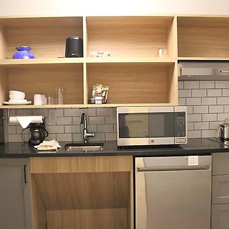 Candlewood - South By Ihg Hotel 3*