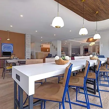 Home2 By Hilton Downtown-metrocenter Hotel