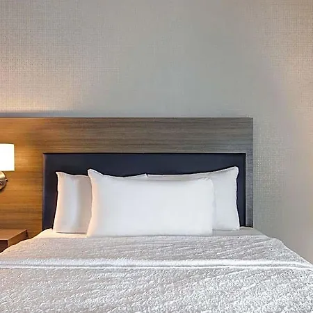 Home2 By Hilton Downtown-metrocenter Hotel Nashville