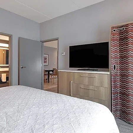 Home2 By Hilton Downtown-metrocenter