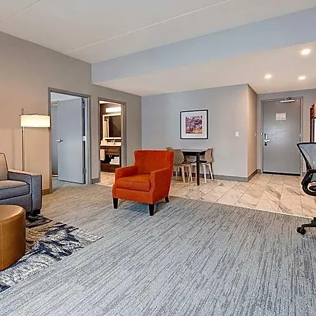 Hotel Home2 By Hilton Downtown-metrocenter Nashville