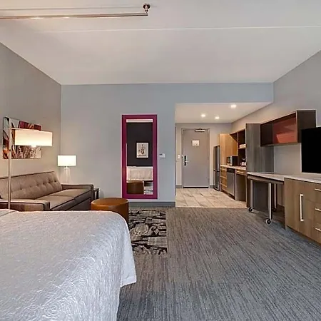 Hotel Home2 By Hilton Downtown-metrocenter 3*