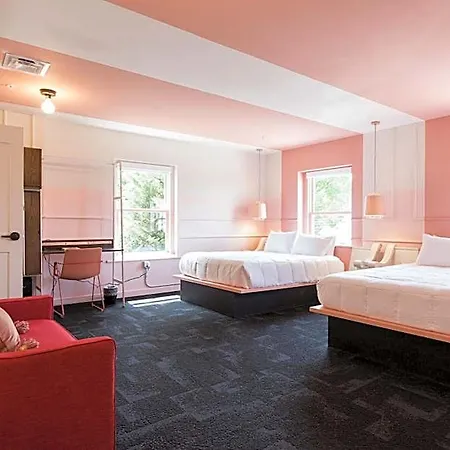 The Russell 3* Nashville