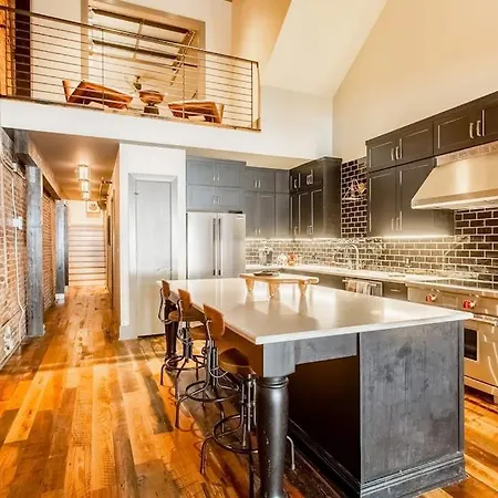Tasteful Loft Apartment Nashville