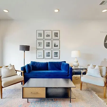 Illume Penthouse Holiday home *