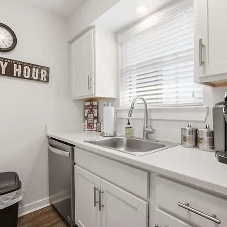 Apartment 1062 Riverfront