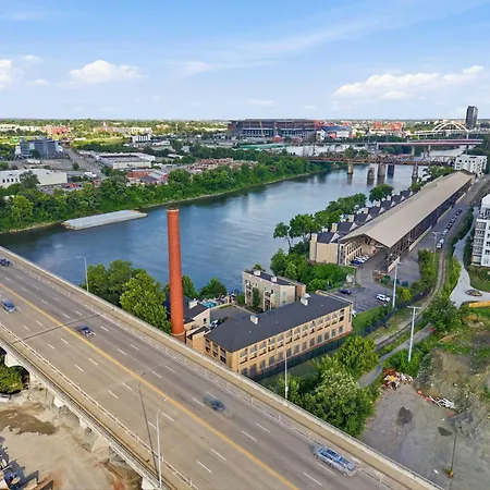 1062 Riverfront Apartment