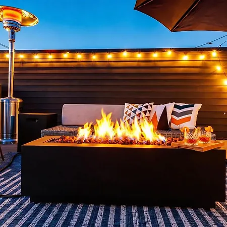 Nash Chic Near Dt Rooftop Luxe Comfort Holiday home Nashville