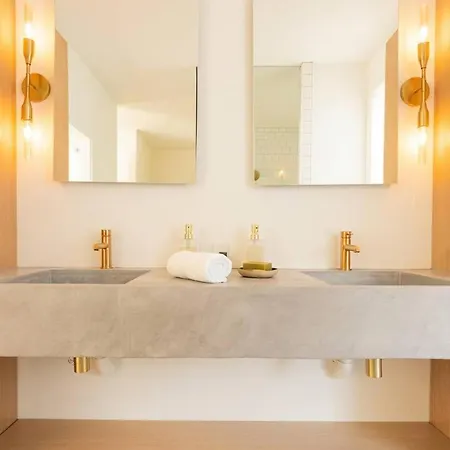 Nash Chic Near Dt Rooftop Luxe Comfort Holiday home Nashville