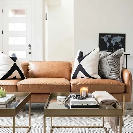 Holiday home Nash Chic Near Dt Rooftop Luxe Comfort *